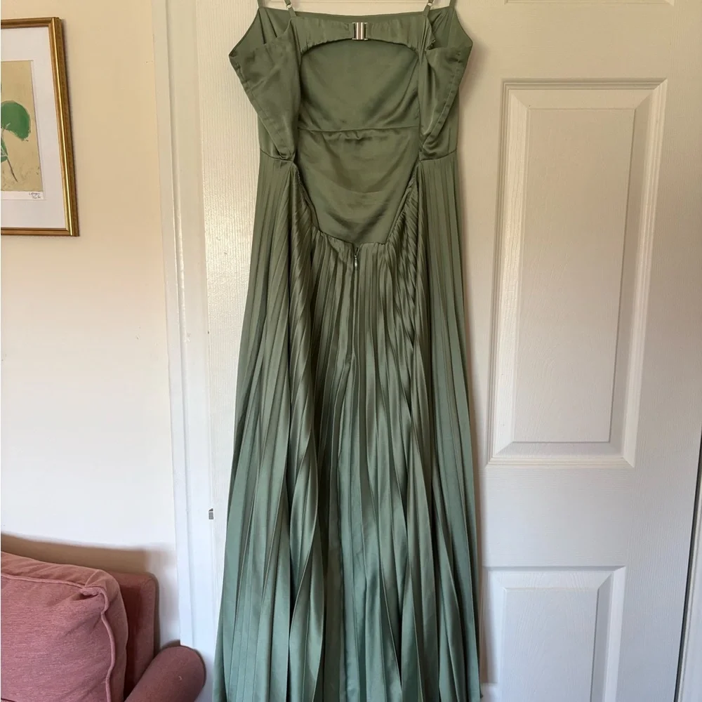 Abercrombie & Fitch Sage Green Pleated Maxi Dress